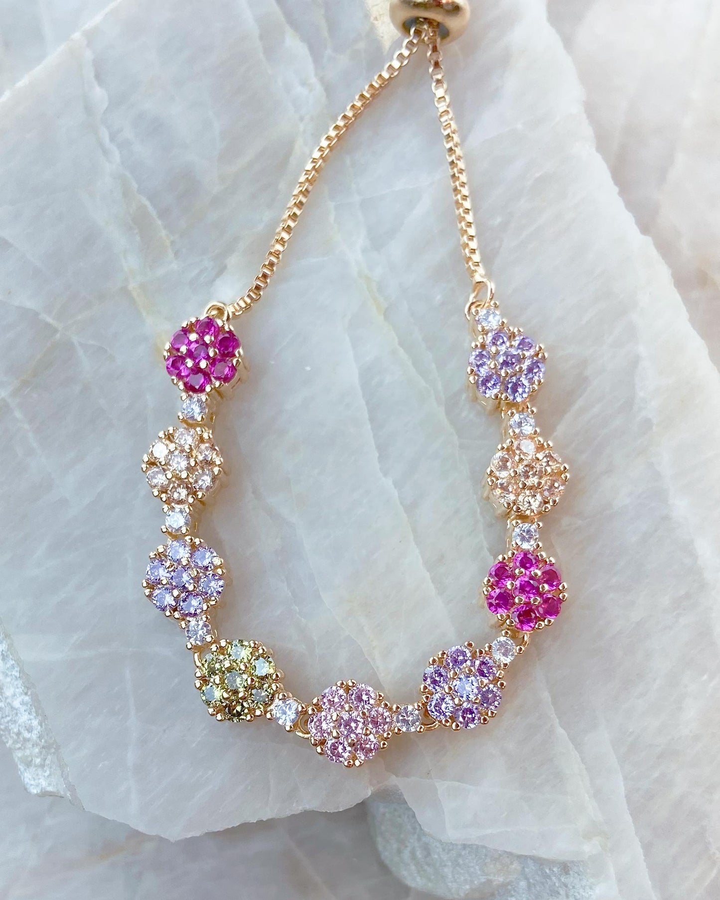 Pulseira Regulável Flores Cravejadas