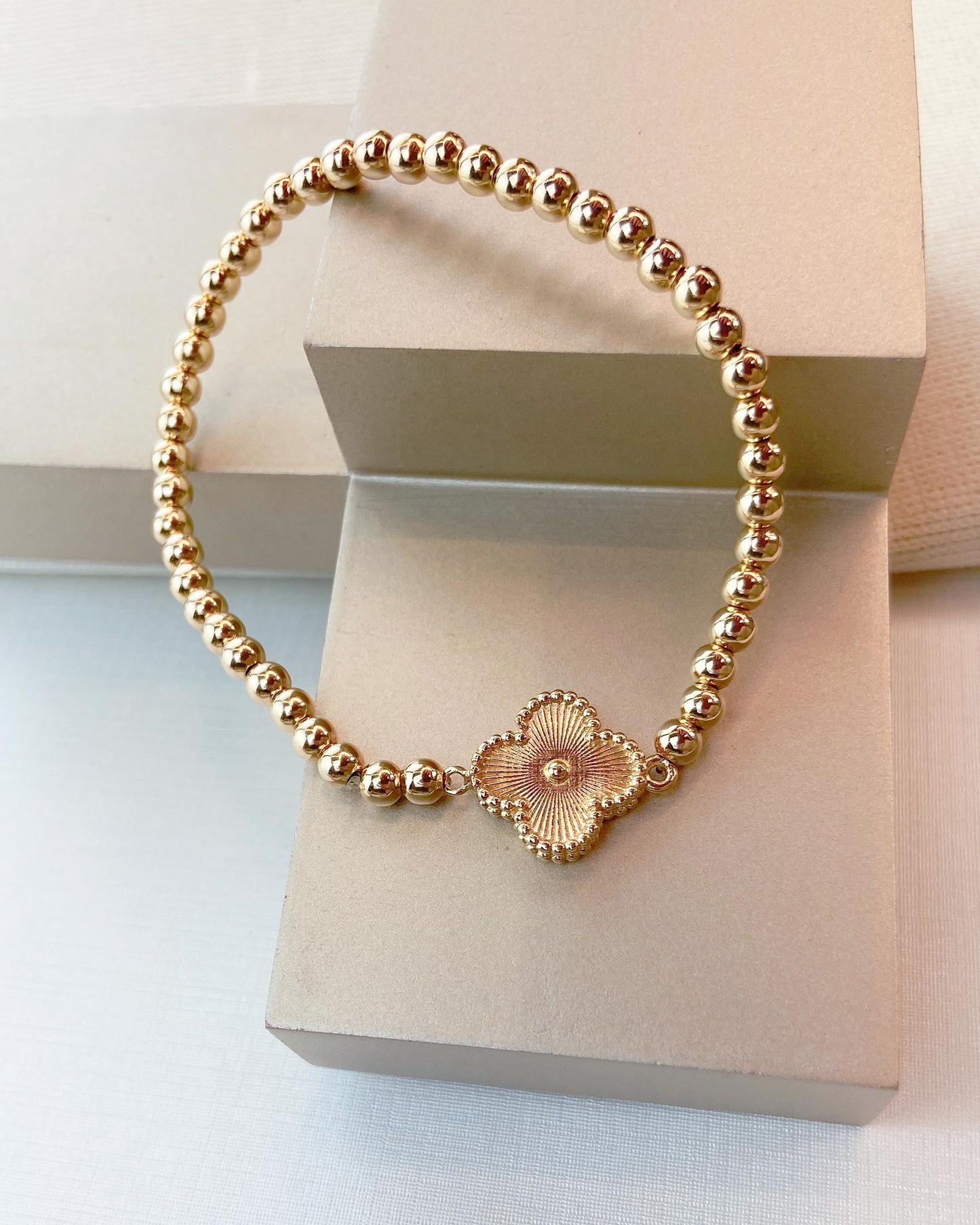 Pulseira de Bolinhas e Vancleef P