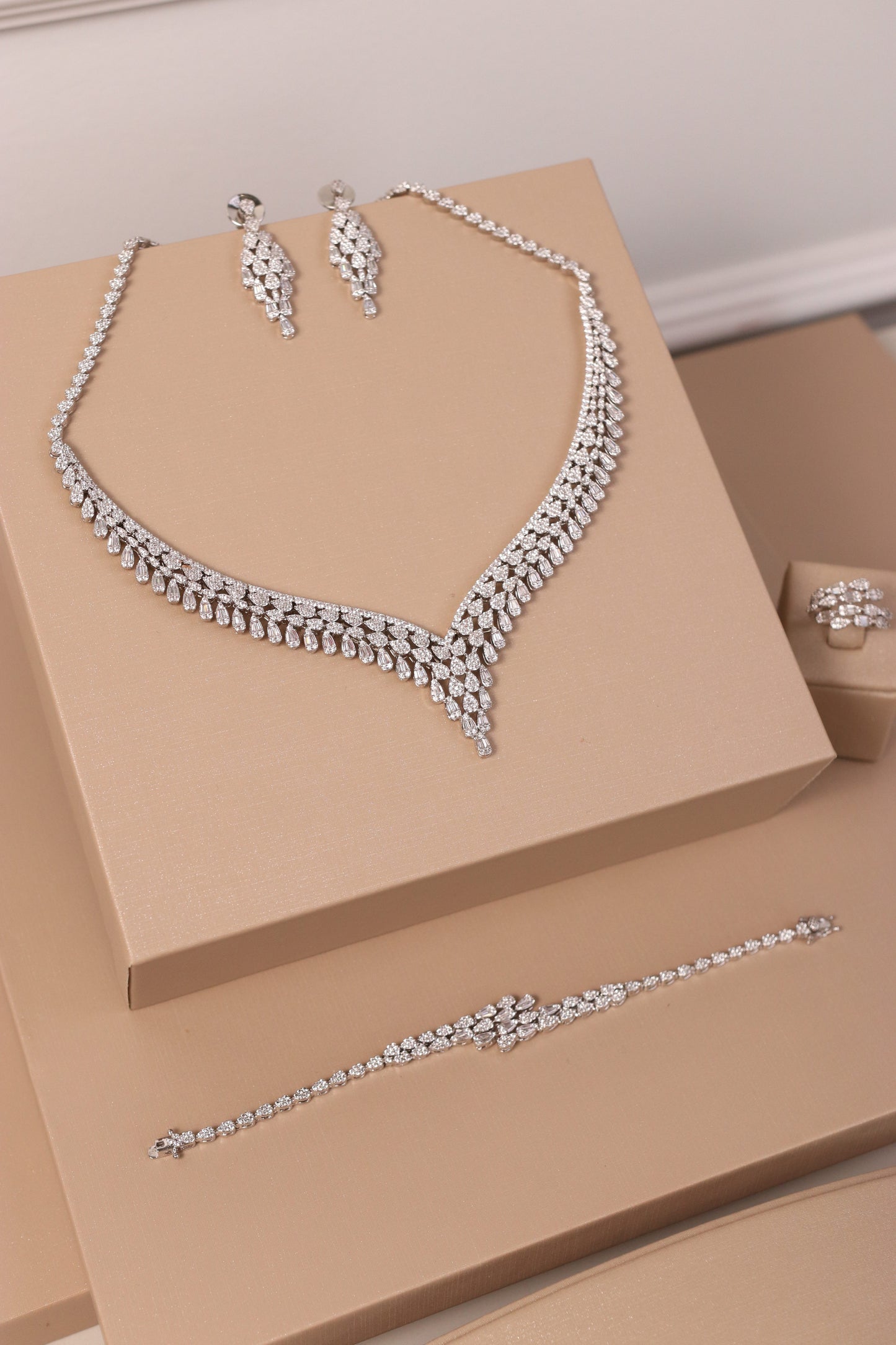 Conjunto Luxo Gotas de Zircônias