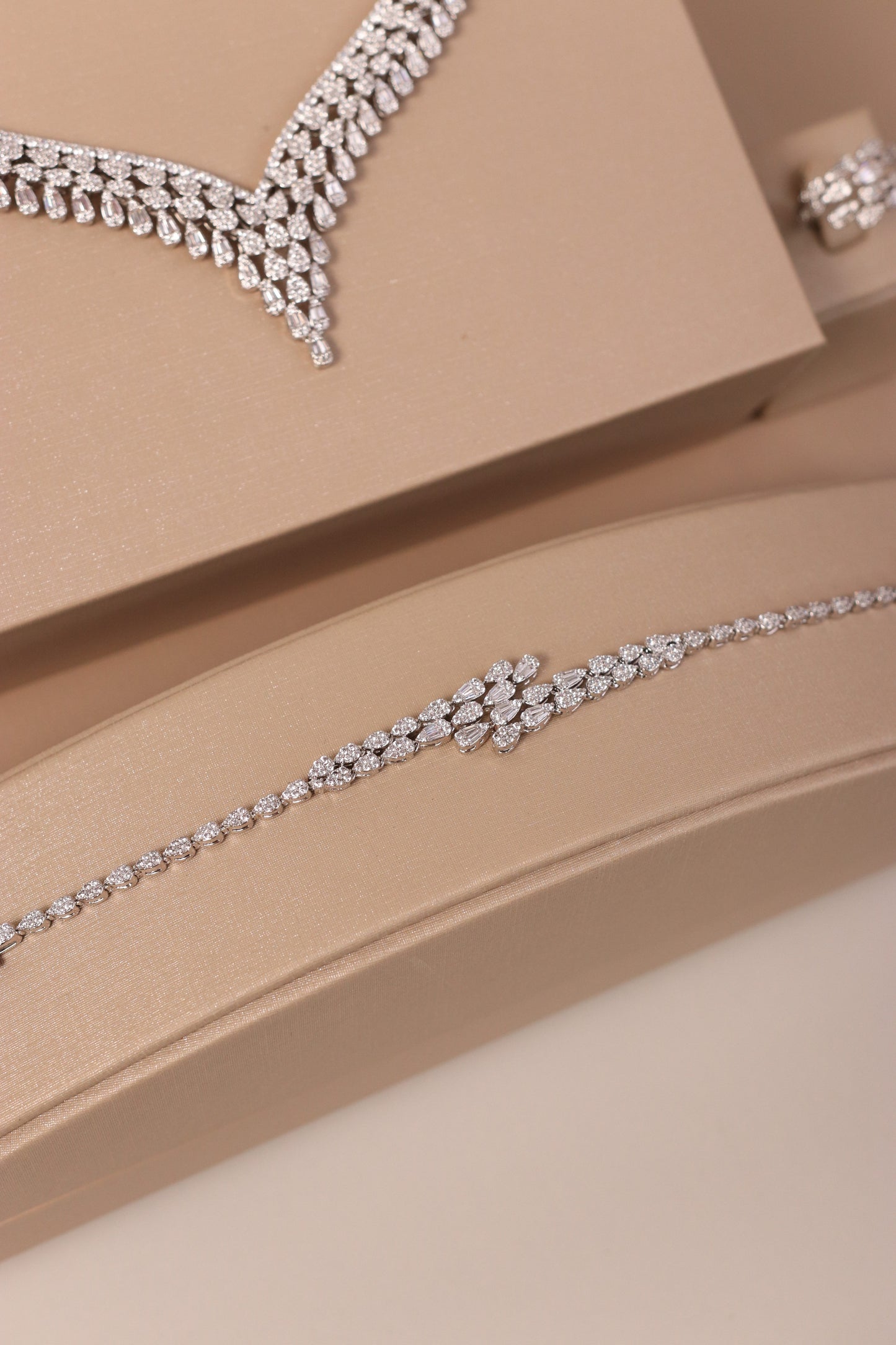 Conjunto Luxo Gotas de Zircônias